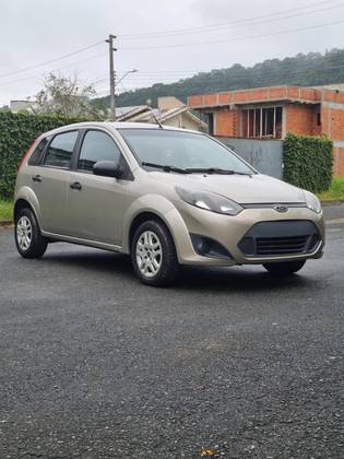 FORD FIESTA 1.0 ROCAM 8V FLEX 4P MANUAL FORD FIESTA 1.0 ROCAM 8V FLEX 4P MANUAL